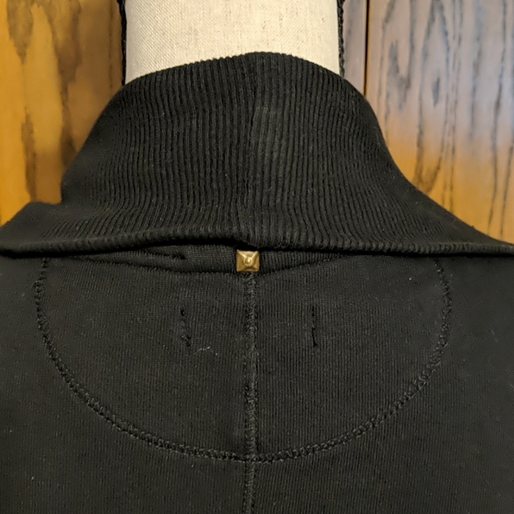 Cute Over Shirt - Picture 4 of 6